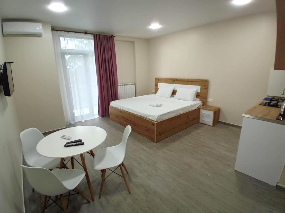 באטומי Central Park Apartment מראה חיצוני תמונה